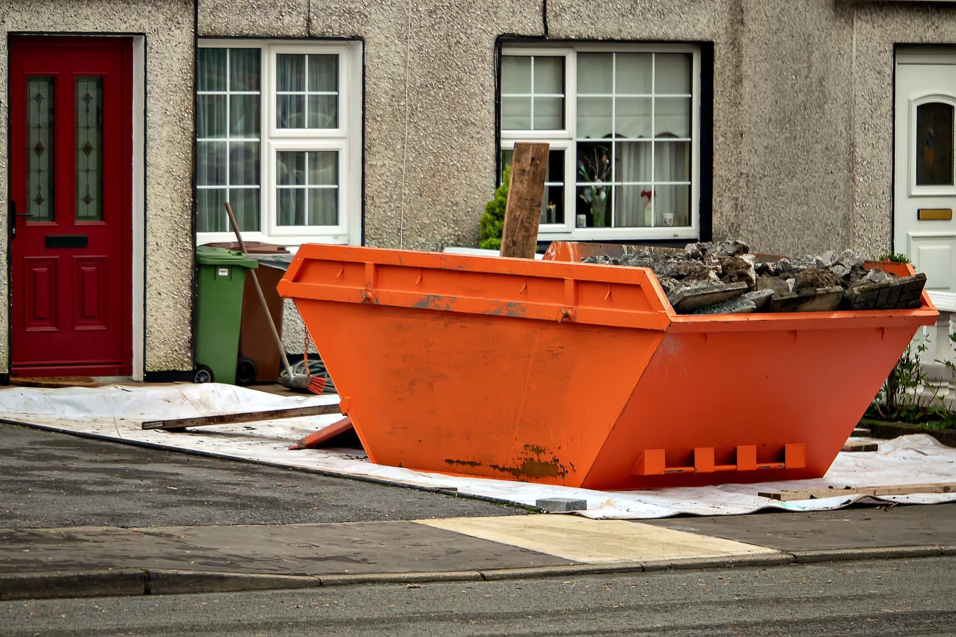 Blog post Top 7 Benefits of Professional Junk Removal for Homeowners image